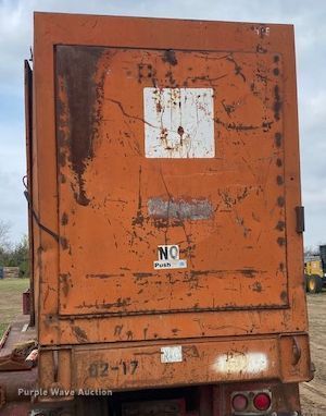 image for item JS9610 1983 MKT V30 vibratory hammer