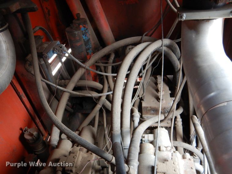 image for item JS9610 1983 MKT V30 vibratory hammer