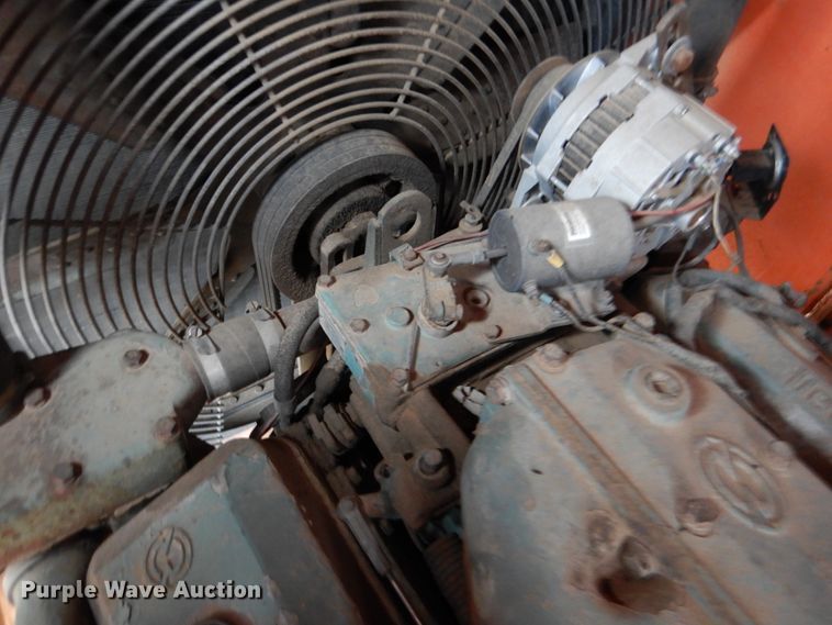 image for item JS9610 1983 MKT V30 vibratory hammer