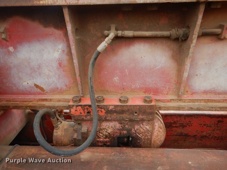 image for item JS9610 1983 MKT V30 vibratory hammer