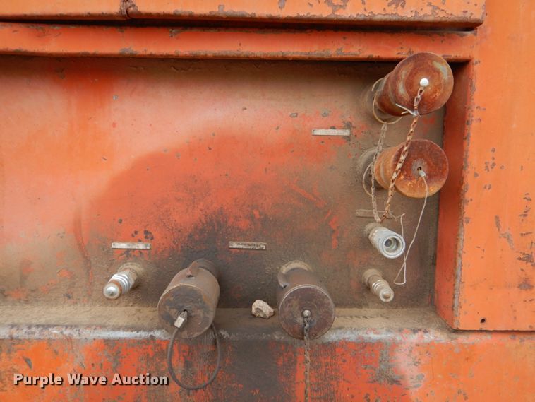 image for item JS9610 1983 MKT V30 vibratory hammer