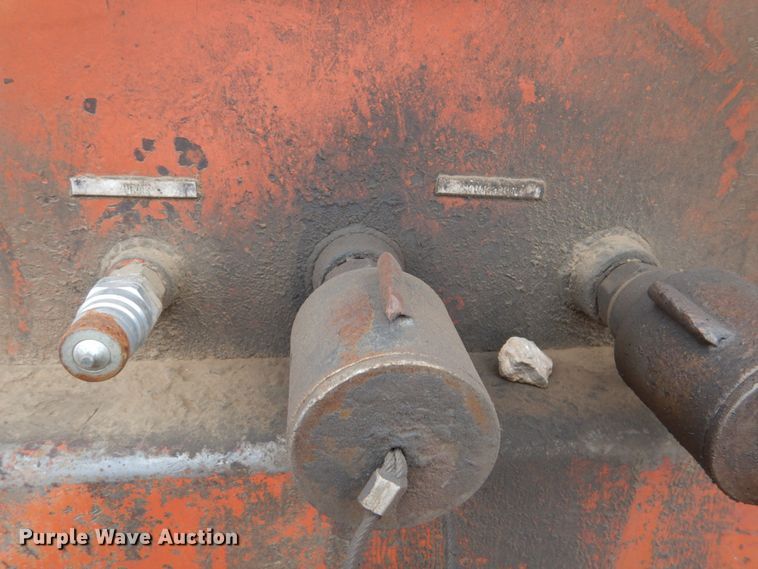 image for item JS9610 1983 MKT V30 vibratory hammer