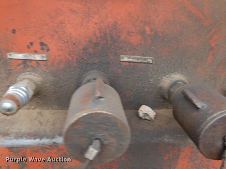 image for item JS9610 1983 MKT V30 vibratory hammer