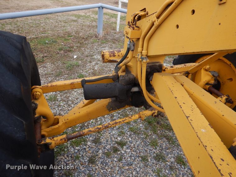 image for item JS9659 1967 Caterpillar 120  rigid frame motor grader