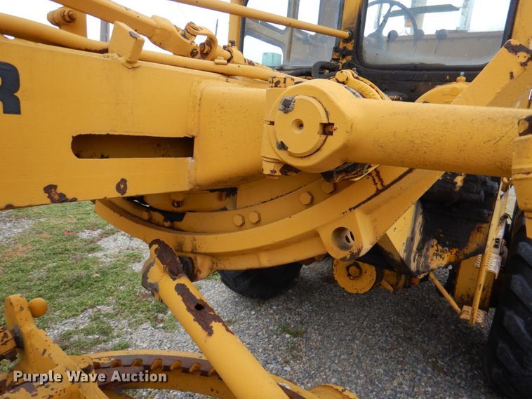 image for item JS9659 1967 Caterpillar 120  rigid frame motor grader