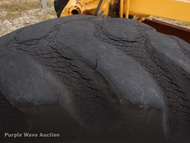 image for item JS9659 1967 Caterpillar 120  rigid frame motor grader