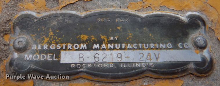 image for item JS9659 1967 Caterpillar 120  rigid frame motor grader