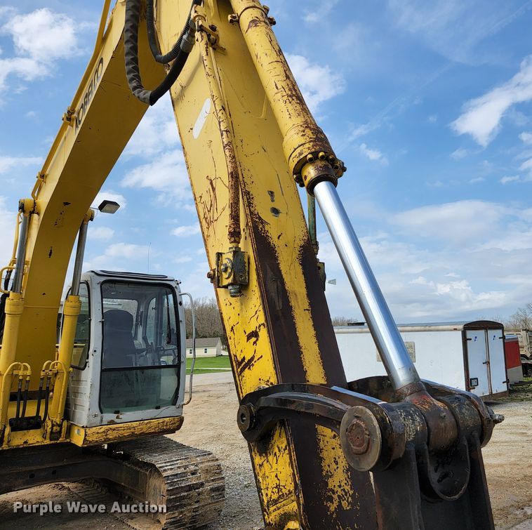 image for item KE9739 2005 Kobelco SK135SRLC-1E  excavator