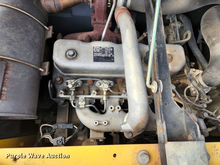 image for item KE9739 2005 Kobelco SK135SRLC-1E  excavator