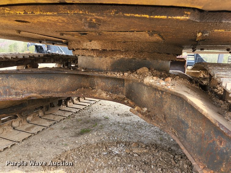 image for item KE9739 2005 Kobelco SK135SRLC-1E  excavator