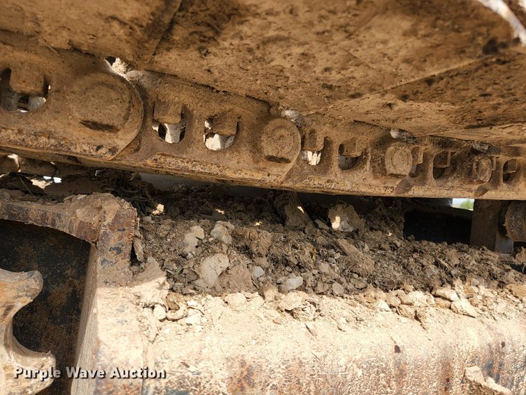 image for item KE9739 2005 Kobelco SK135SRLC-1E  excavator