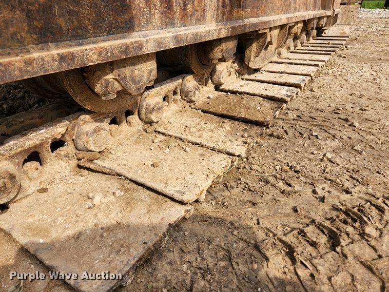 image for item KE9739 2005 Kobelco SK135SRLC-1E  excavator