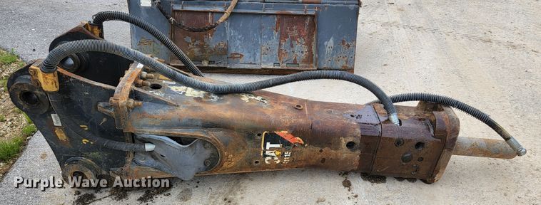 image for item KE9744 Caterpillar H115S   breaker