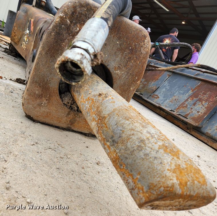 image for item KE9744 Caterpillar H115S   breaker