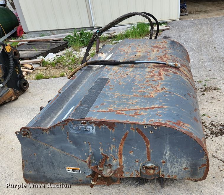 image for item KE9745 2003 FCC 72"W skid steer broom