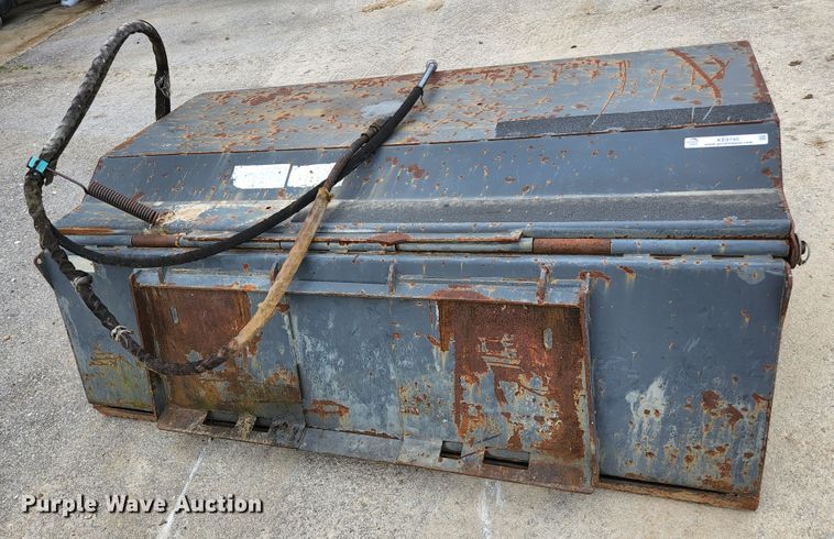 image for item KE9745 2003 FCC 72"W skid steer broom