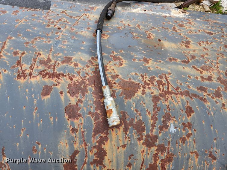 image for item KE9745 2003 FCC 72"W skid steer broom