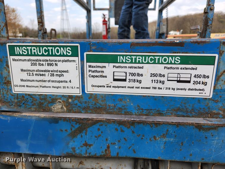 image for item KE9746 2014 Genie GS-3246  scissor lift