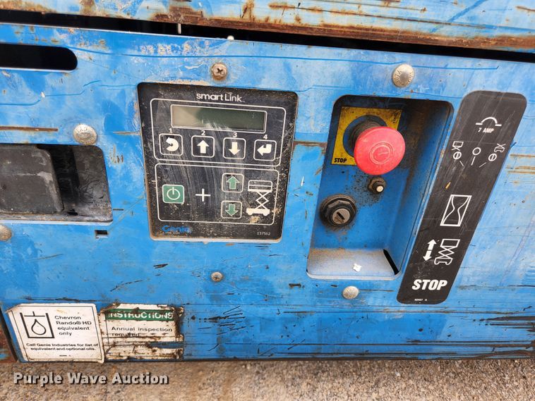 image for item KE9746 2014 Genie GS-3246  scissor lift