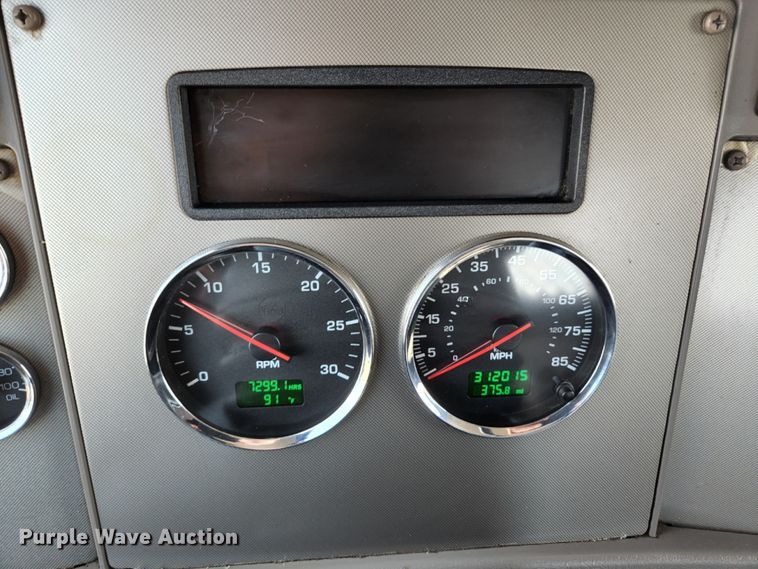 image for item KE9780 2017 Kenworth T370  flatbed truck