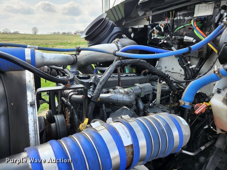 image for item KE9780 2017 Kenworth T370  flatbed truck