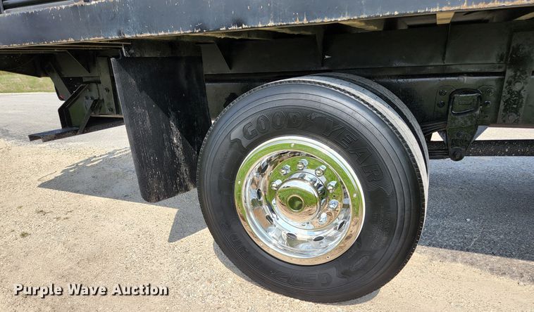 image for item KE9780 2017 Kenworth T370  flatbed truck