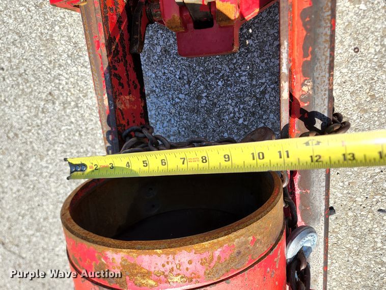 image for item KE9788 Delmag D12-32  pile hammer