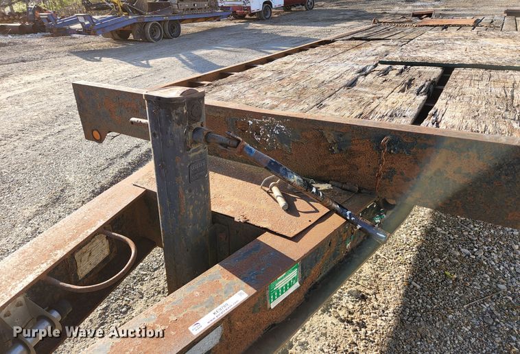 image for item KE9789 1998 Towmaster T-50  equipment trailer