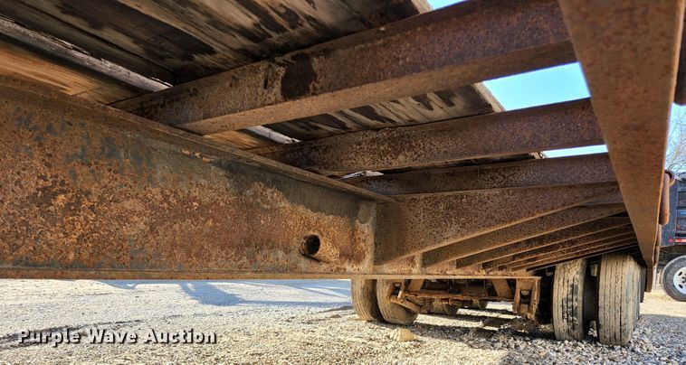 image for item KE9789 1998 Towmaster T-50  equipment trailer