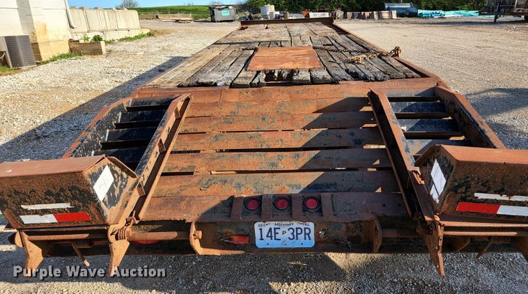 image for item KE9789 1998 Towmaster T-50  equipment trailer