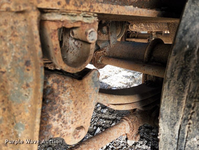 image for item KE9789 1998 Towmaster T-50  equipment trailer