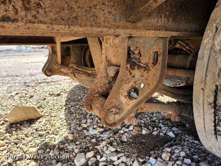 image for item KE9789 1998 Towmaster T-50  equipment trailer