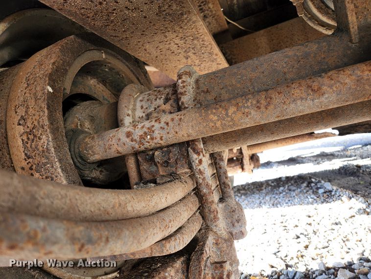 image for item KE9789 1998 Towmaster T-50  equipment trailer