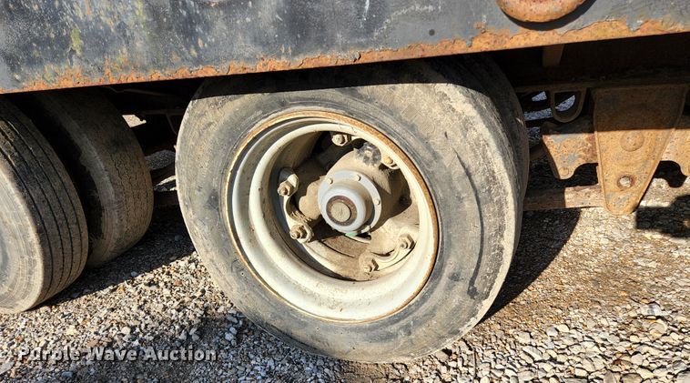 image for item KE9789 1998 Towmaster T-50  equipment trailer