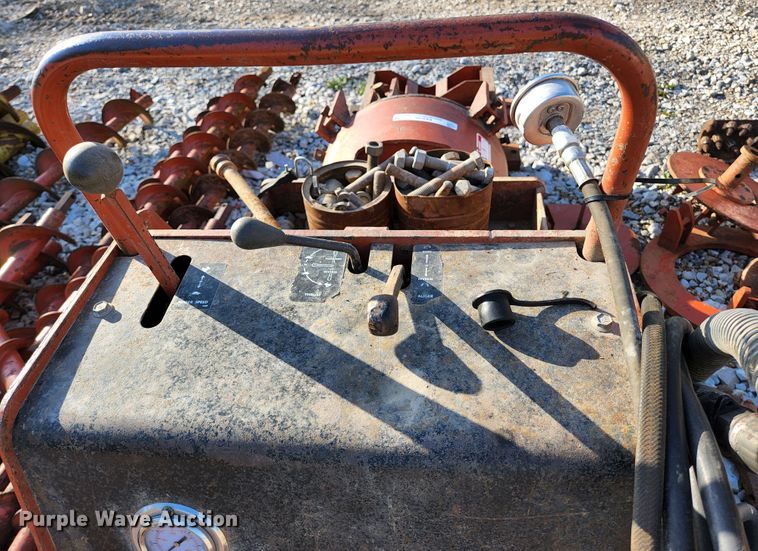 image for item KE9790 Ditch Witch 210 Earth Auger