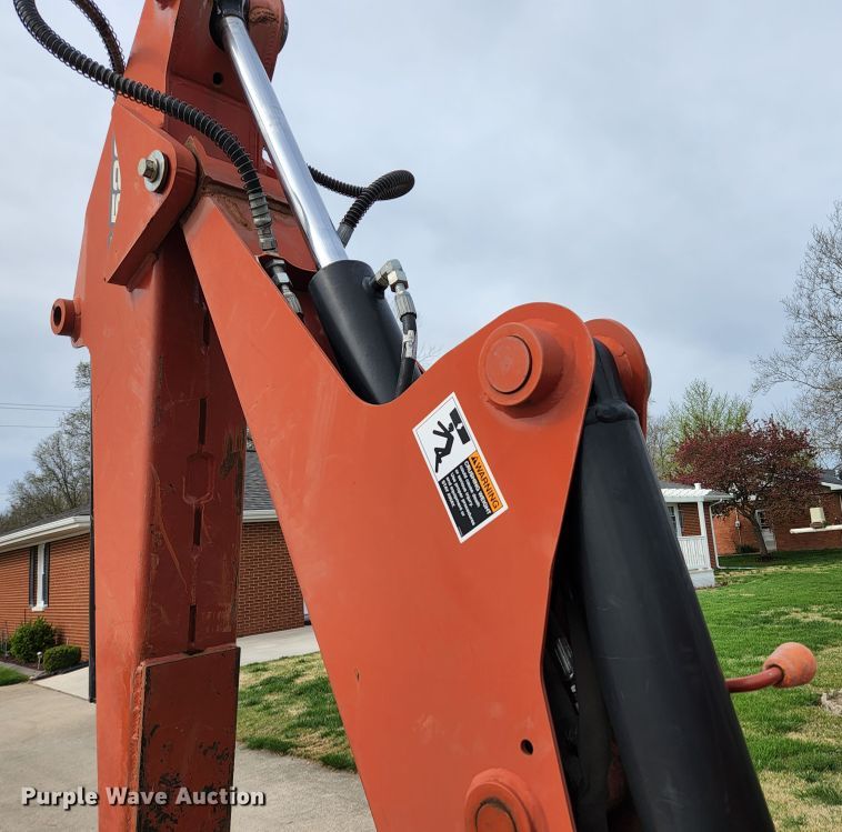 image for item KE9792 2013 Ditch Witch RT80  trencher