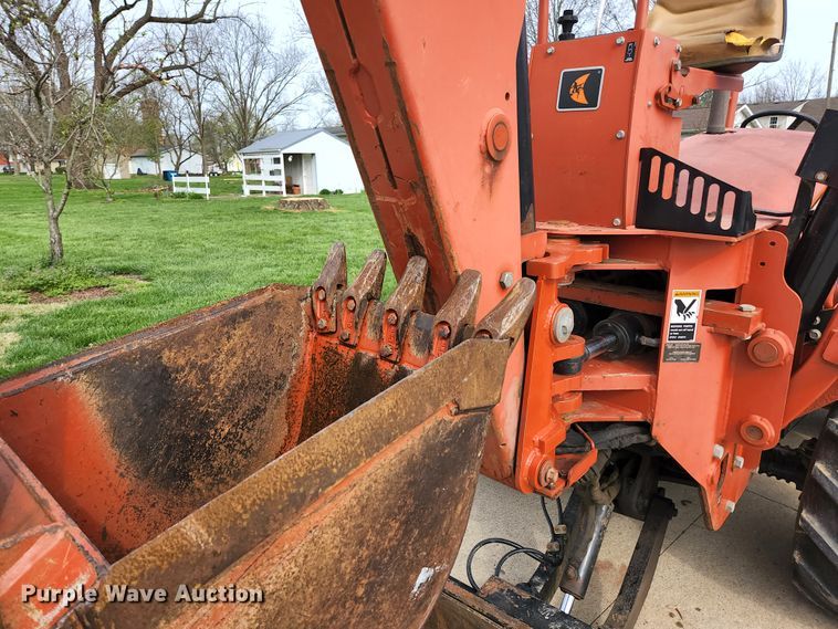 image for item KE9792 2013 Ditch Witch RT80  trencher
