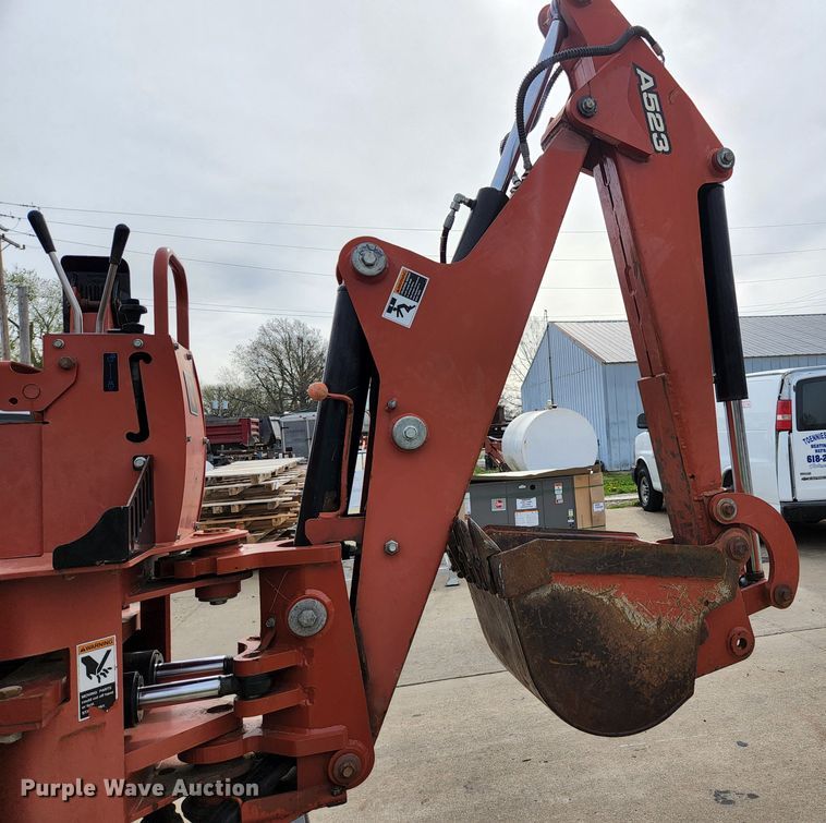 image for item KE9792 2013 Ditch Witch RT80  trencher