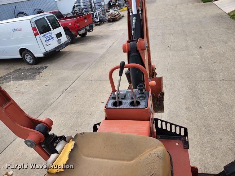 image for item KE9792 2013 Ditch Witch RT80  trencher