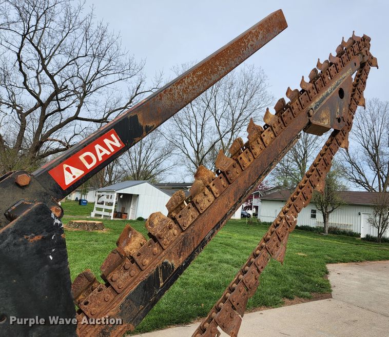 image for item KE9792 2013 Ditch Witch RT80  trencher