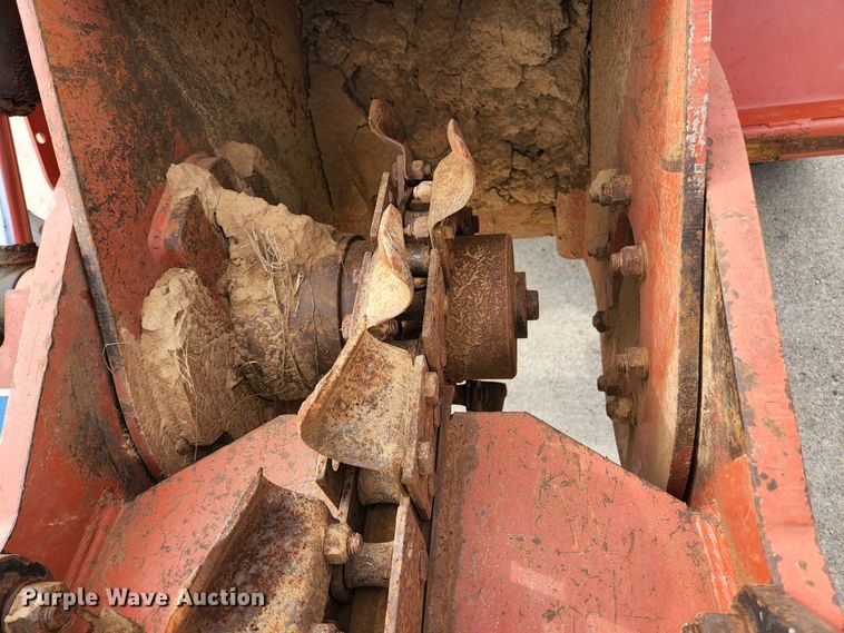 image for item KE9792 2013 Ditch Witch RT80  trencher