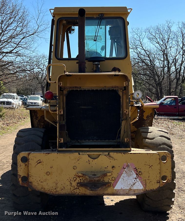 image for item KG9885 1982 Fiat-Allis FR12  wheel loader