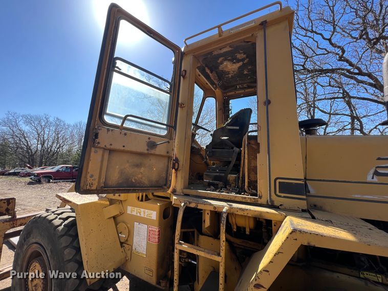 image for item KG9885 1982 Fiat-Allis FR12  wheel loader