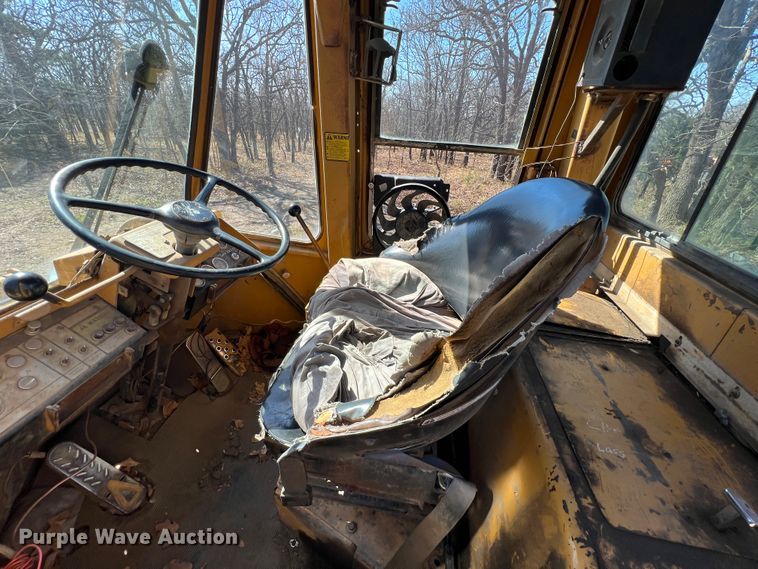 image for item KG9885 1982 Fiat-Allis FR12  wheel loader