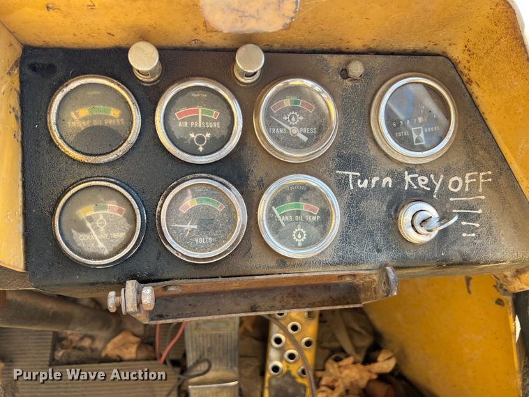 image for item KG9885 1982 Fiat-Allis FR12  wheel loader