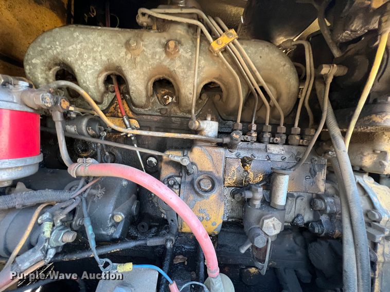 image for item KG9885 1982 Fiat-Allis FR12  wheel loader