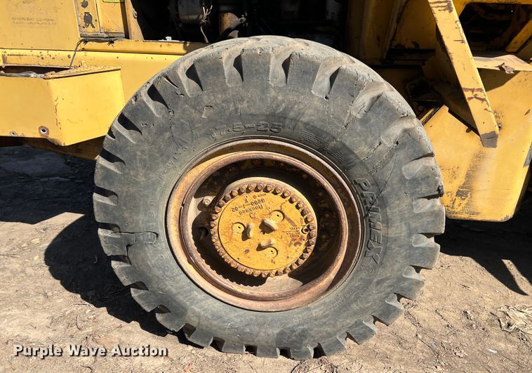 image for item KG9885 1982 Fiat-Allis FR12  wheel loader
