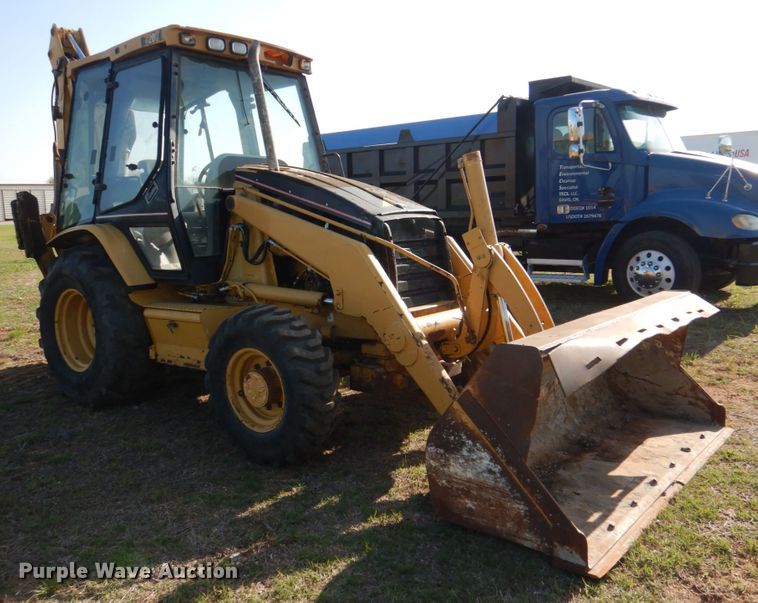image for item KP9177 2002 Caterpillar 420D  backhoe