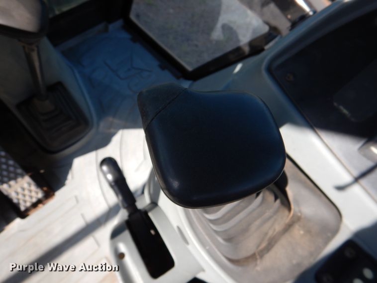 image for item KP9177 2002 Caterpillar 420D  backhoe