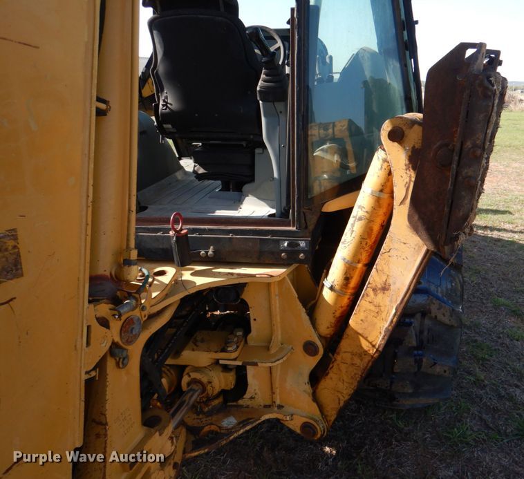 image for item KP9177 2002 Caterpillar 420D  backhoe